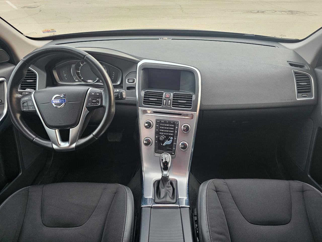 VOLVO XC60 2.0D 150CV BUSINESS AUTOCARRO N1 5 POSTI