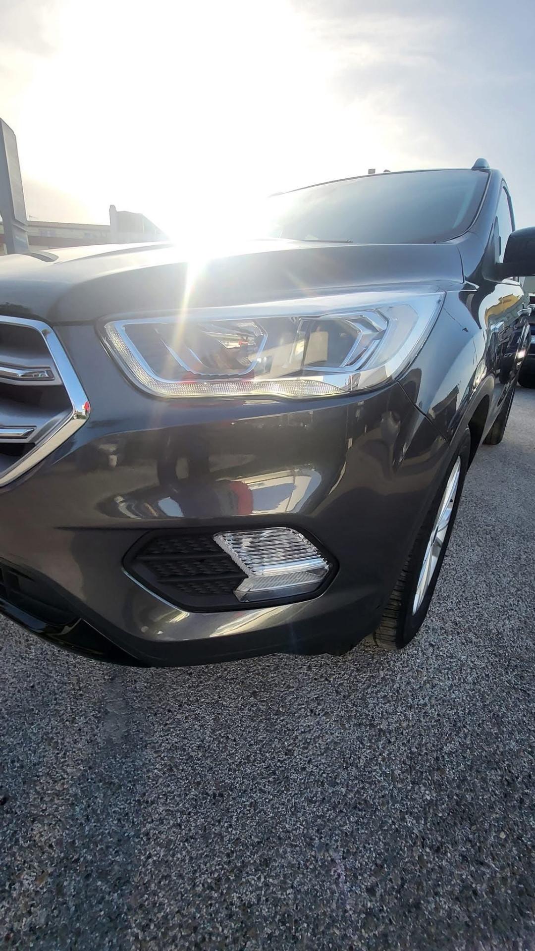 FORD KUGA 1.5 TDCI AUTOMATICA TITANIUM
