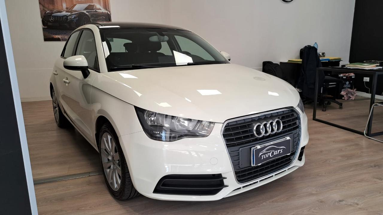 Audi A1 1.6 TDI 90CV con TETTO