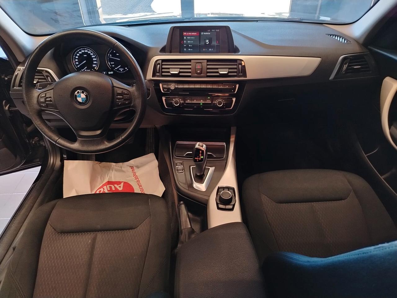 BMW 118 Serie 118d Advantage 5p auto