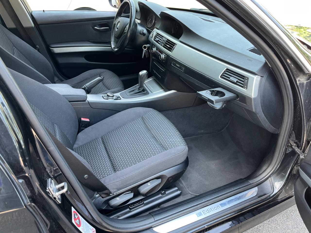 Bmw 318d 2.0 143CV - touring - Edition