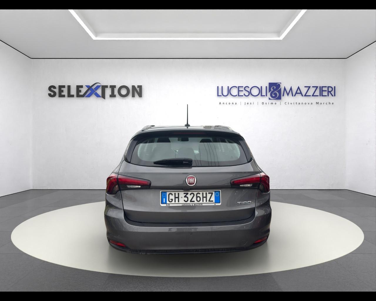 FIAT Tipo (2015-->) - Tipo 1.3 Mjt S&S SW Business