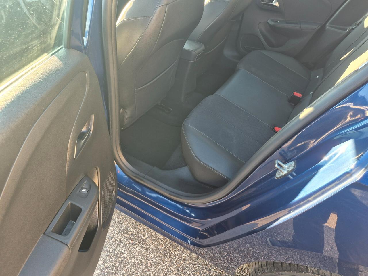Opel Corsa 1.2 Elegance