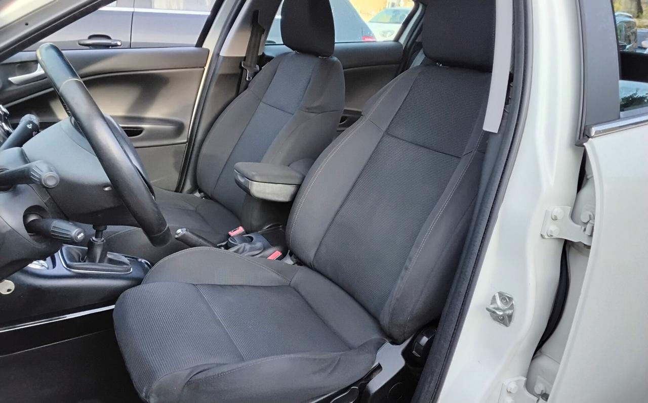 Alfa Romeo Giulietta 1.6 JTDm-2 105 CV Distinctive