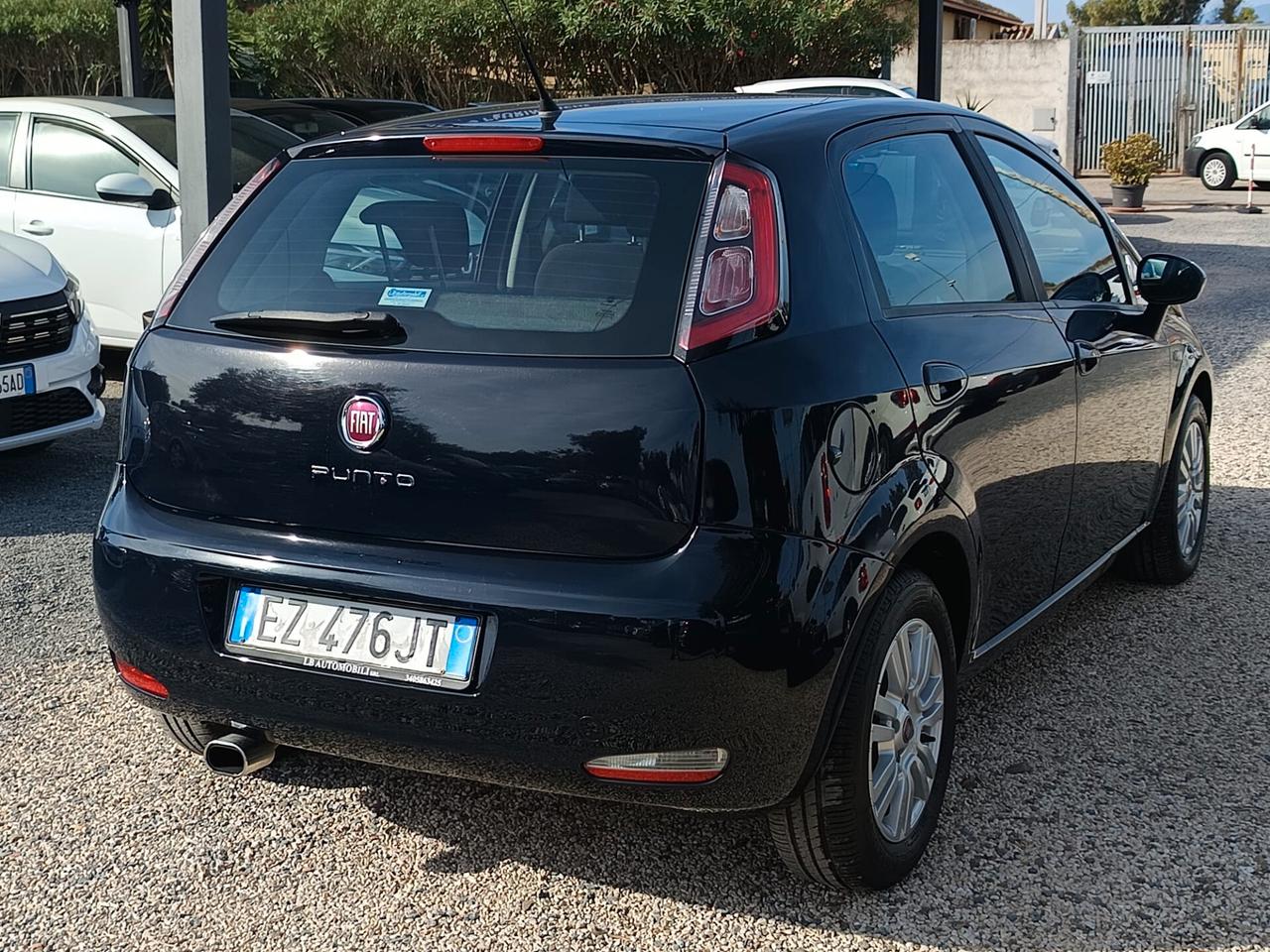 Fiat Punto 2015 - 1.3 MJT II OK NEOP. LB AUTOMOBILI