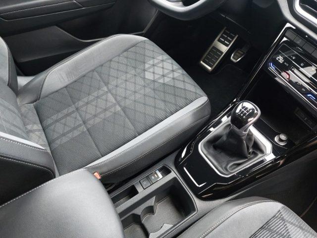 VOLKSWAGEN T-Roc 1.0 TSI R-Line km 37000 Cambio Manuale