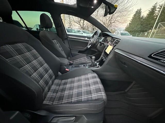 Volkswagen Golf 7.5 GTD 2.0 TDI 184cv -TETTO-