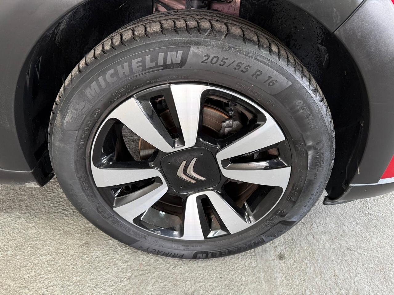 Citroen C3 1.2 Benz. 83cv S&S Shine