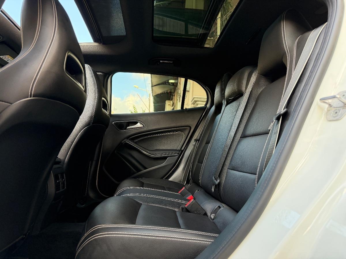 Mercedes-Benz GLA 200d Premium AMG Edition 136CV