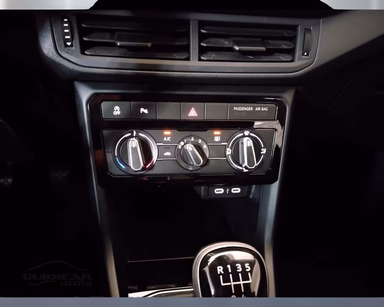 VOLKSWAGEN T-Cross 2019 - T-Cross 1.0 tsi Style 95cv