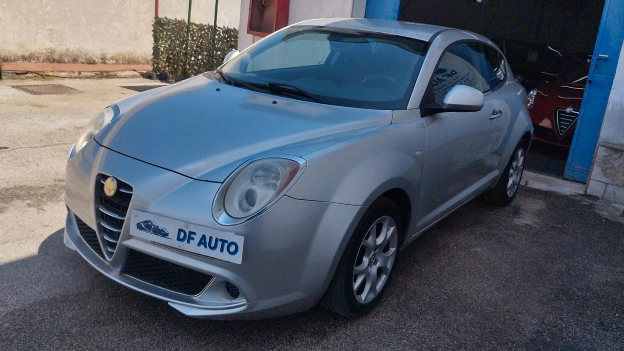 Alfa Romeo MiTo 1.6 JTDm 16V Distinctive Sport Pack