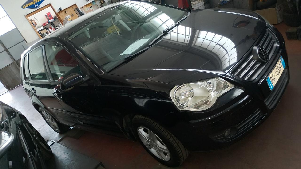 Volkswagen Polo 1.4/80CV 16V 5p. Comfort. BiFuel G
