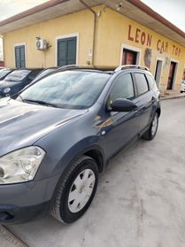 Nissan Qashqai 1.5 dCi 7 posti con gancio traino omologato