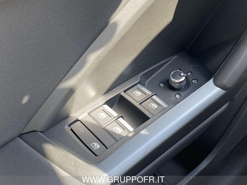 Audi Q3 SPB 35 TDI S tronic Identity Black