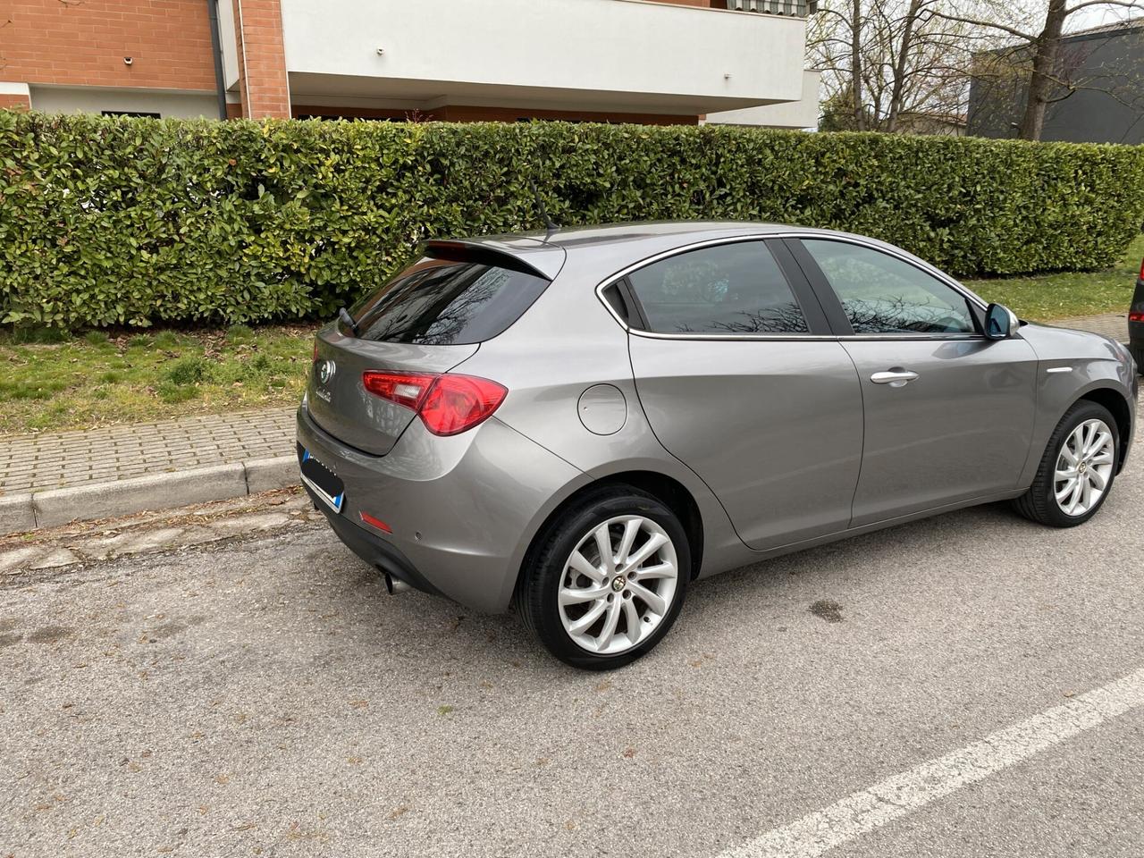 Alfa Romeo Giulietta 2.0 JTDm-2 170 CV TCT Exclusive
