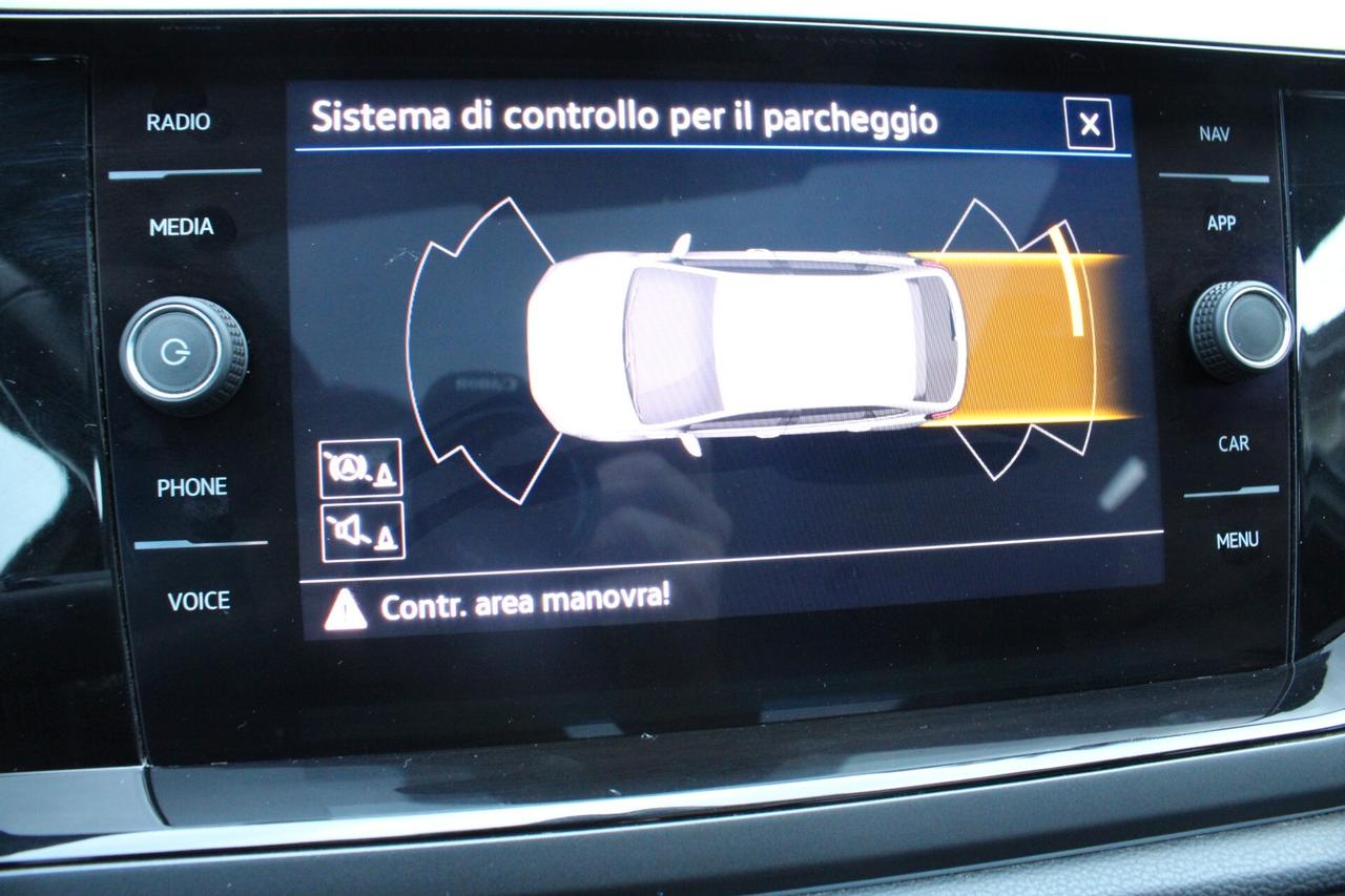 Volkswagen Taigo 1.0 TSI 110 CV DSG R-Line