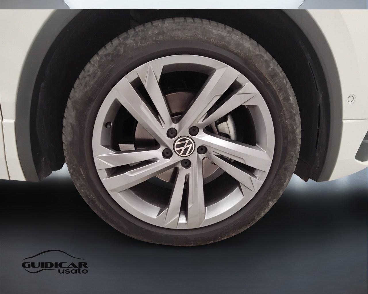 VOLKSWAGEN Tiguan II 2021 - Tiguan 1.5 tsi R-Line 150cv dsg