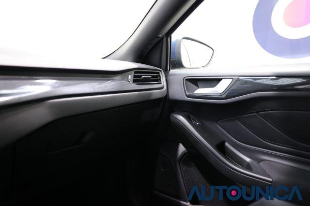 FORD Focus 1.0 ECOBOOST HYBRID 125 CV 5P. ST-LINE FULL LED