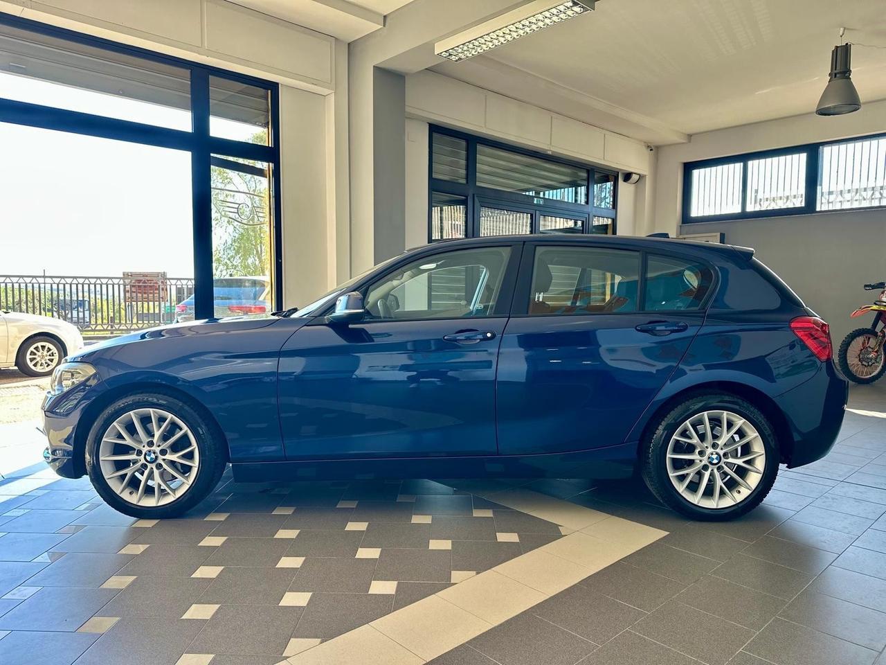 Bmw 120 120d 5p. Advantage