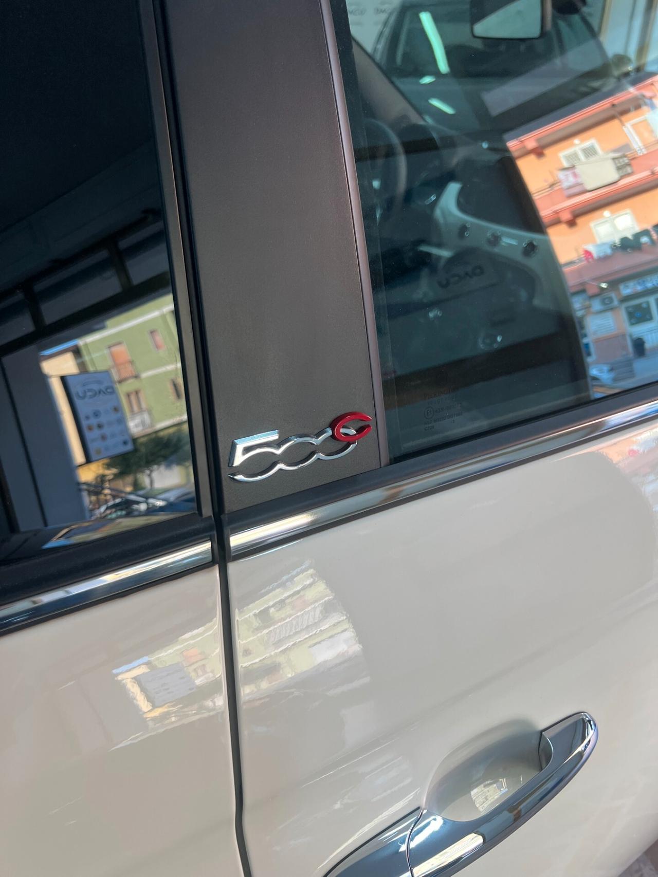 Fiat 500 C 1.0 Hybrid Dolcevita