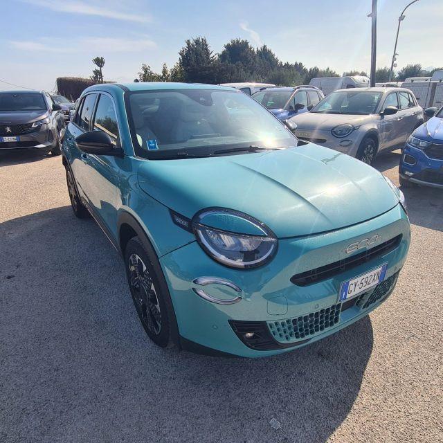 FIAT 600 Hybrid 110 CV DCT MHEV La Prima