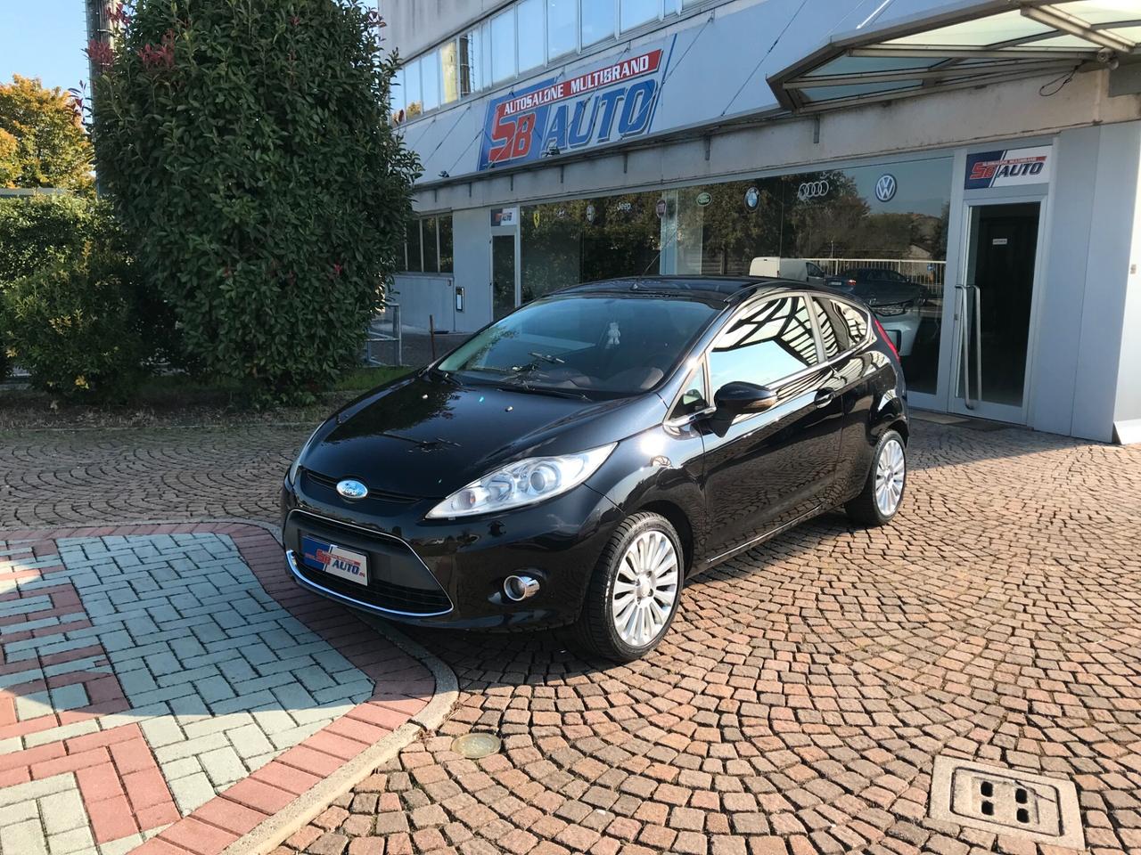 Ford Fiesta 1.2 16V 5p. Ghia GPL
