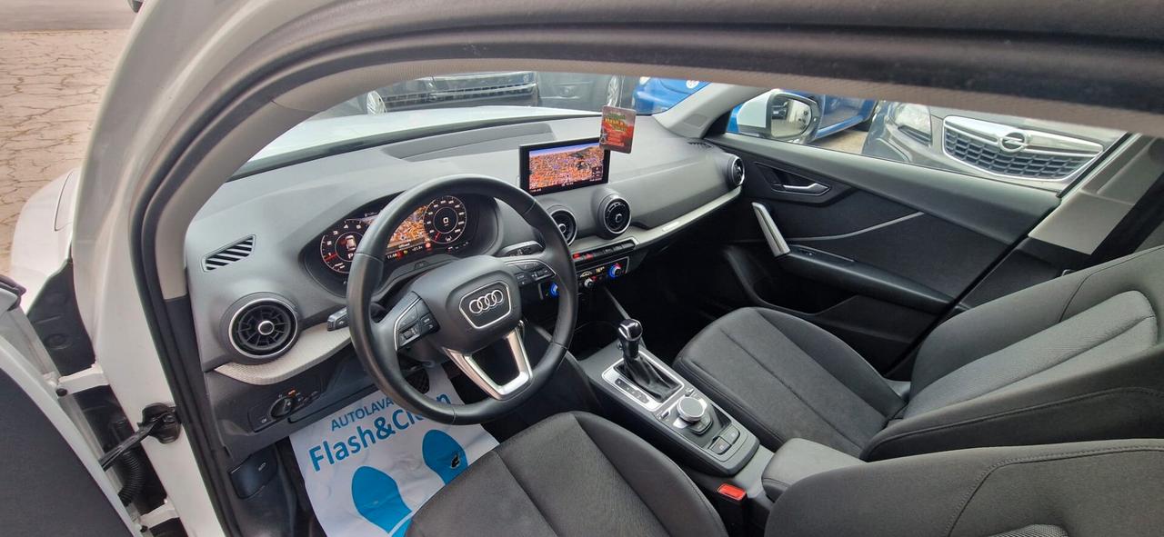 Audi Q2 35 TFSI S tronic Business Advanced