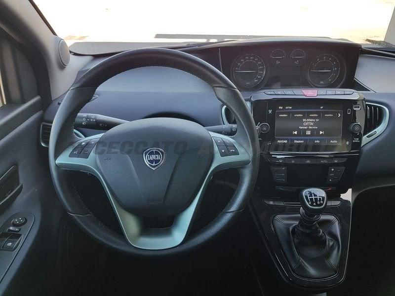 Lancia Ypsilon Ypsilon 1.0 firefly hybrid Platino s&s 70cv