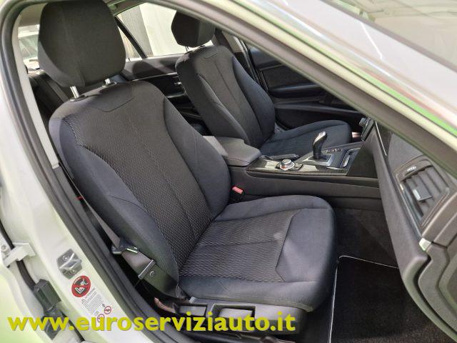 BMW 328 i Luxury