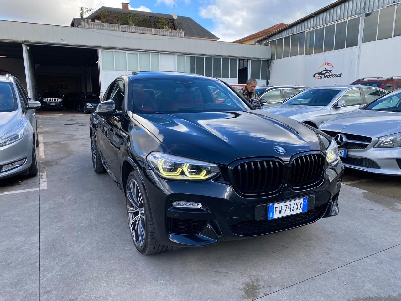 Bmw X4 M40 x drive TETTO INTERNI ROSSI