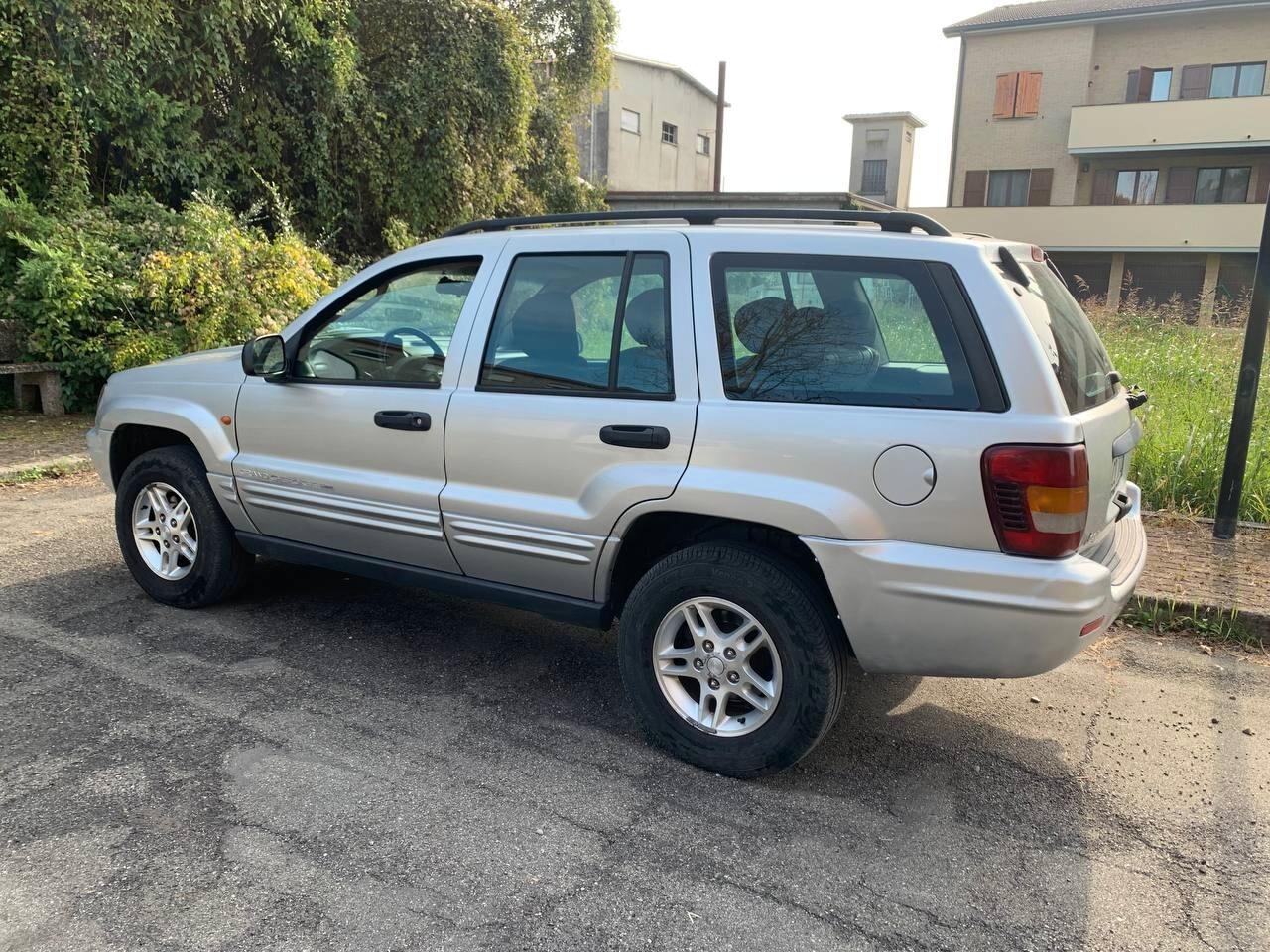 Jeep Grand Cherokee 2.7 CRD Laredo Quadra Drive