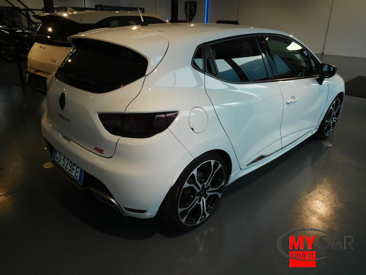 Renault Clio TCe 220cv EDC 5pt Energy R.S. Trophy