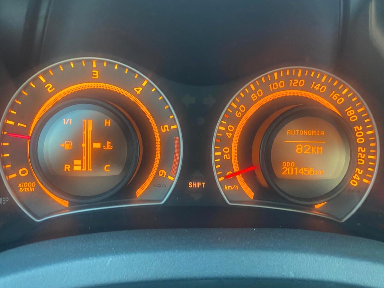 Toyota Auris 2.0 D-4D DPF 5 porte Sol MY'08