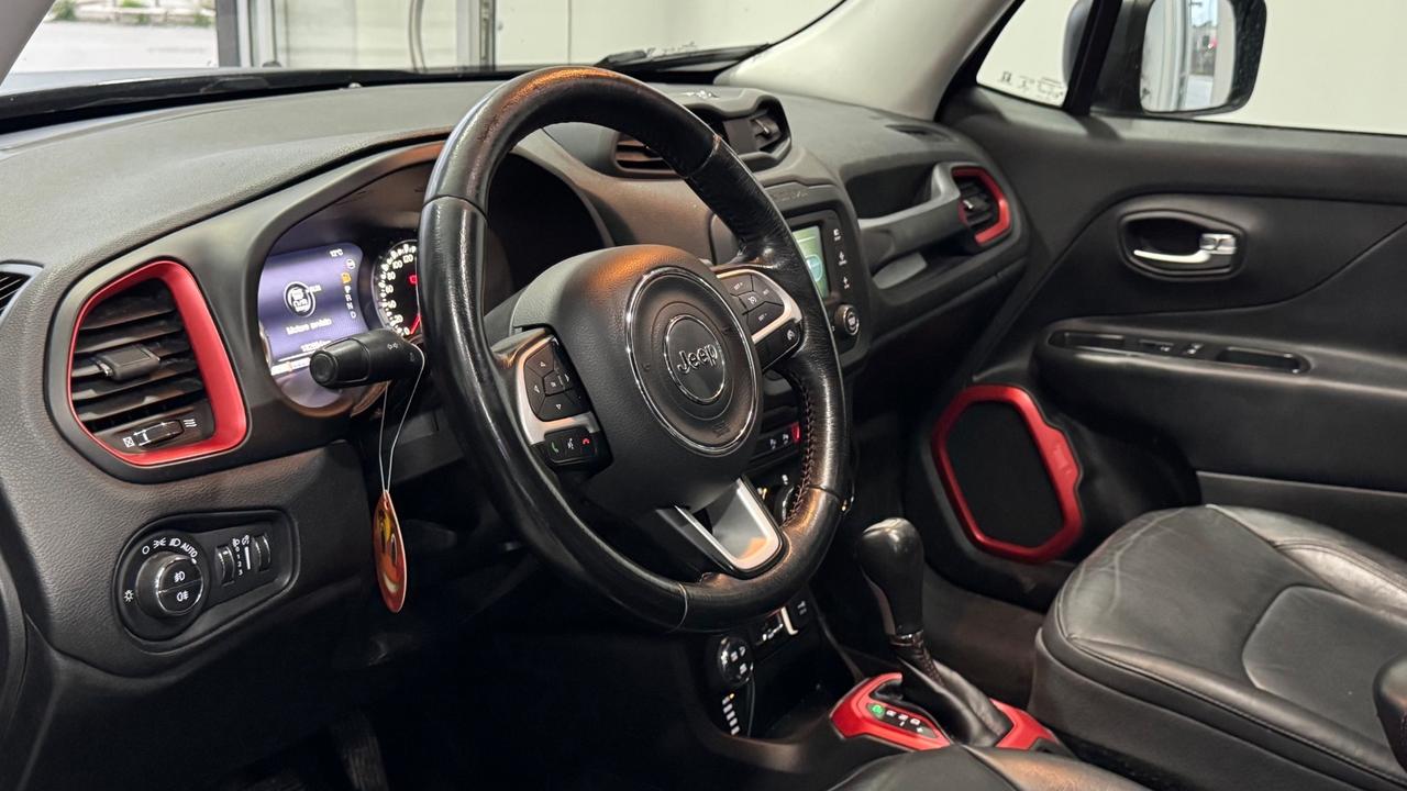 Jeep Renegade 2.0 Mjt 170CV 4WD Active Drive Low Trailhawk