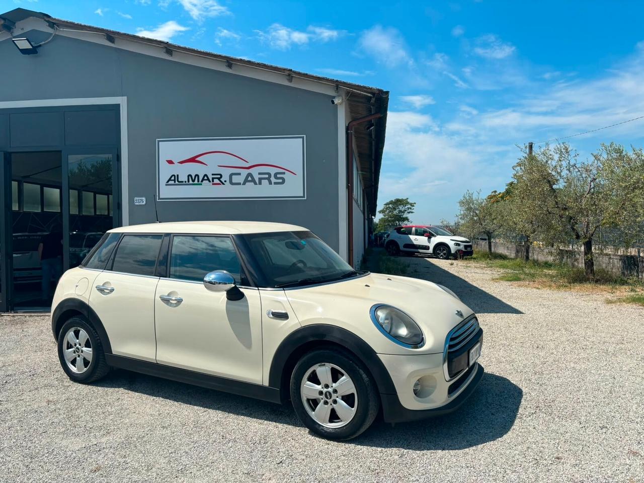 Mini 1.5 Cooper D Business XL NEOPATENTATI