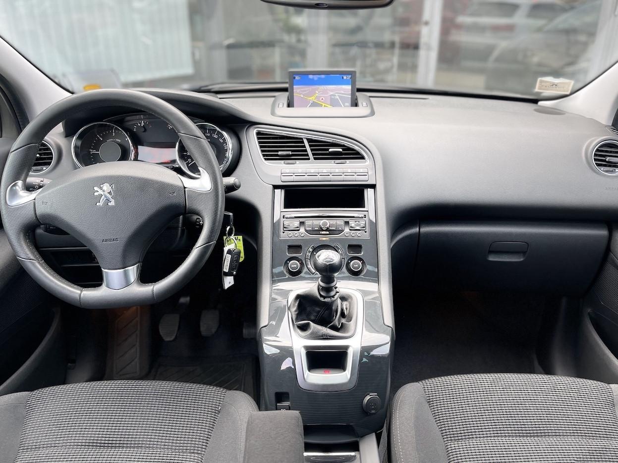 Peugeot 5008 1.6 Diesel 115CV E5 7 Posti - 2014
