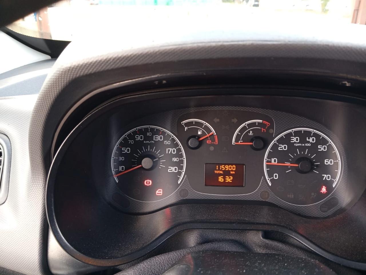 Doblò 1.6 MJT 16V Emotion 7 POSTI "INTROVABILE"