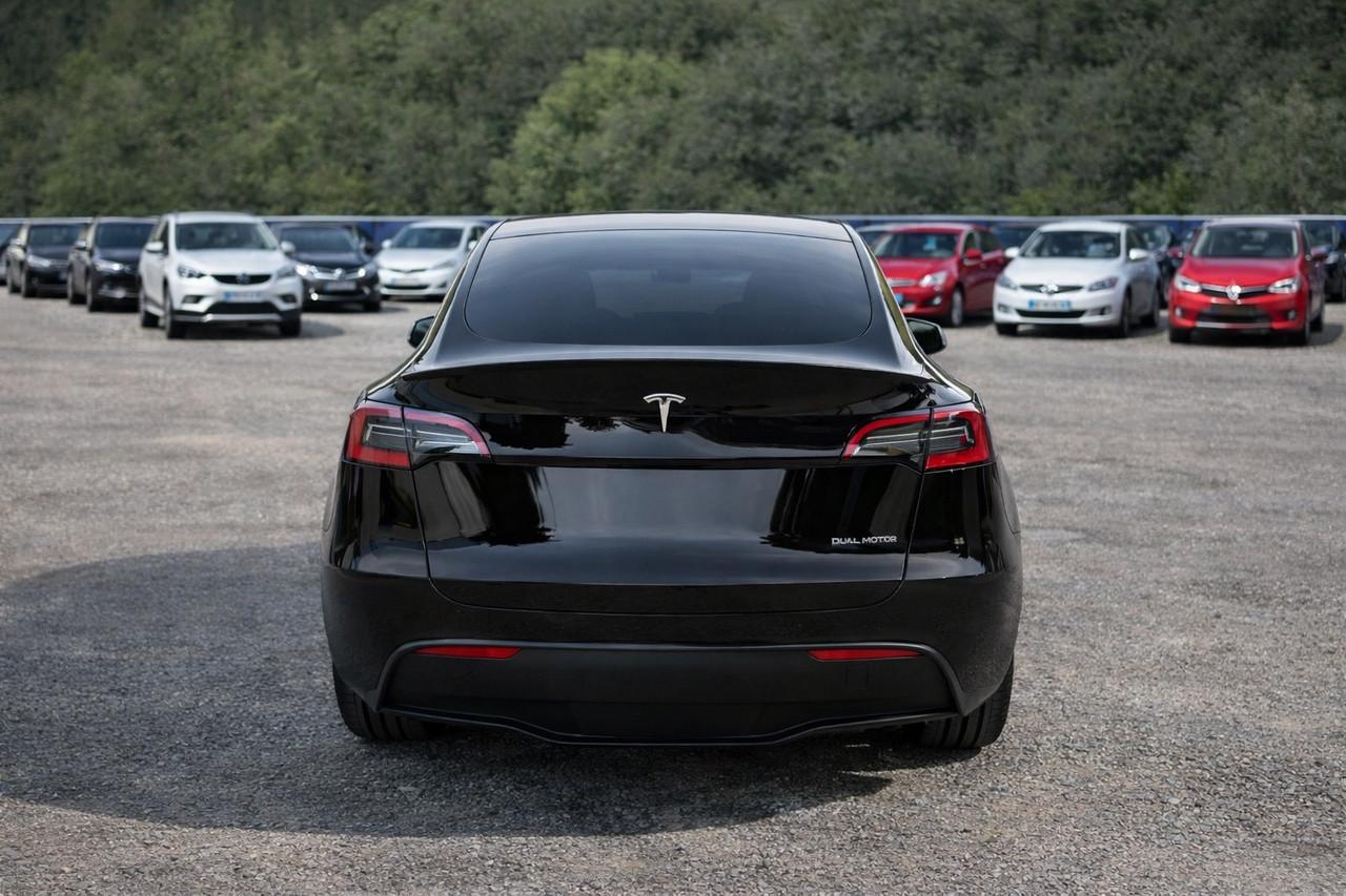TESLA Model Y 2021 - Model Y Performance Dual Motor awd