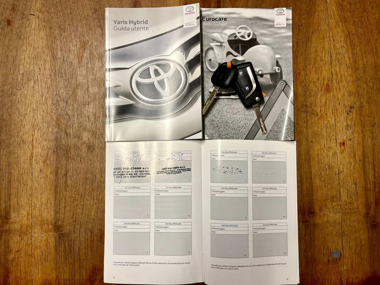 Toyota Yaris 1.5h 2015 61.000km pari al nuovo