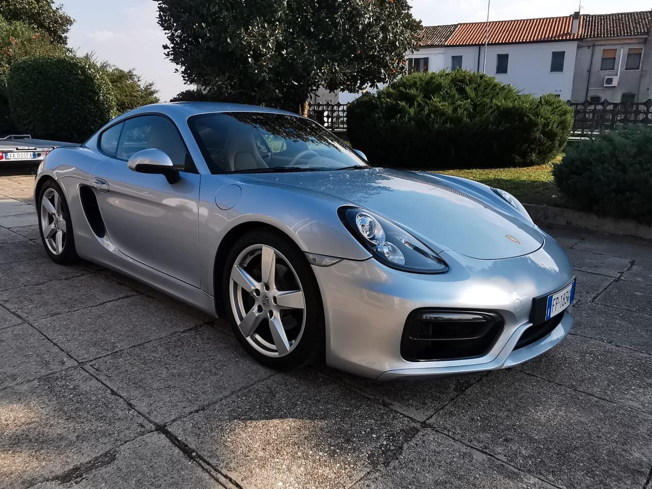 Porsche Cayman 2.7 981