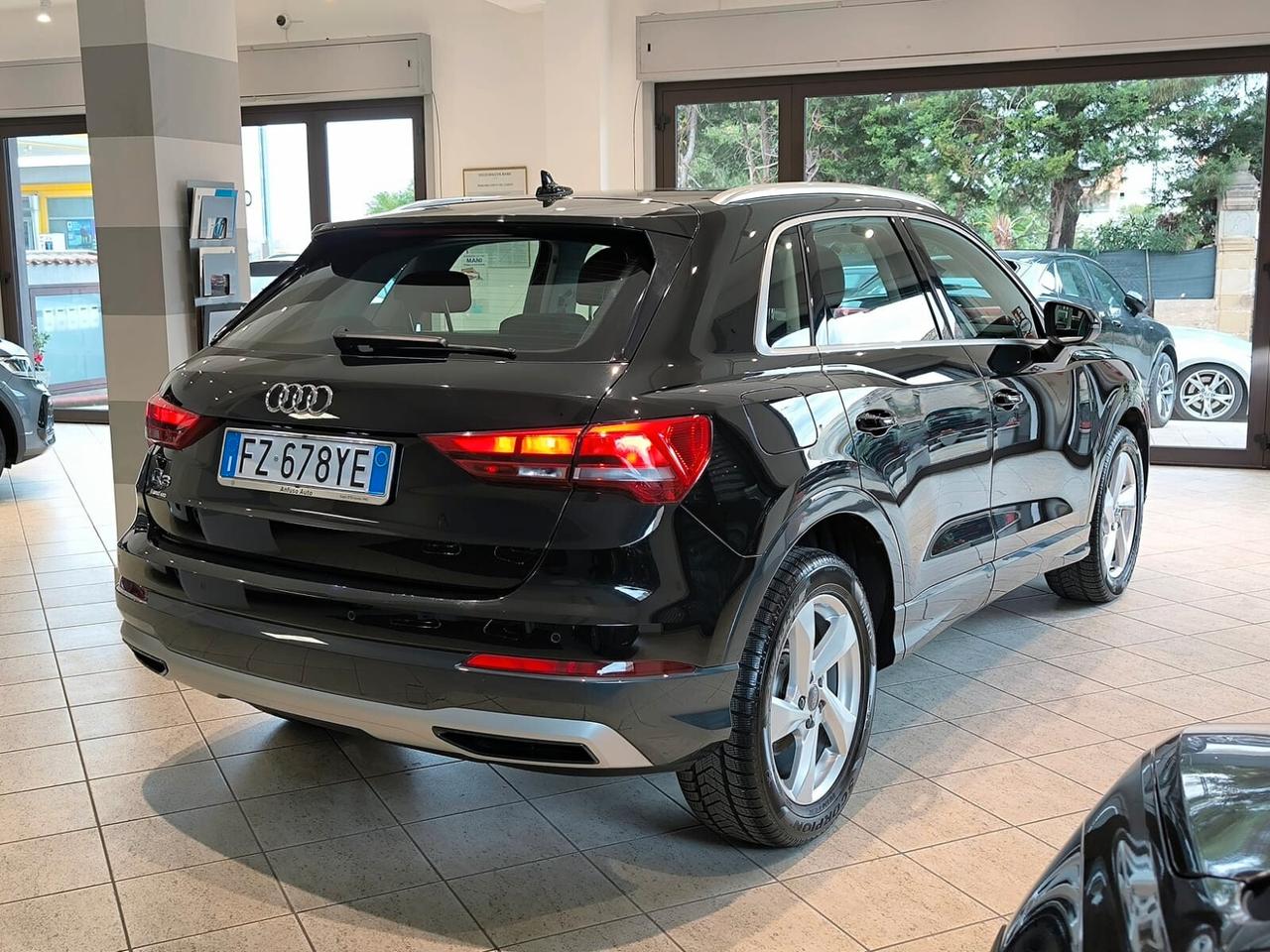 Audi Q3 35 TDI S tronic Business Advanced