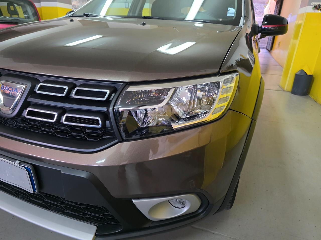 Sandero Stepway 0.9 TCe 90 CV Techroad AZIENDALE