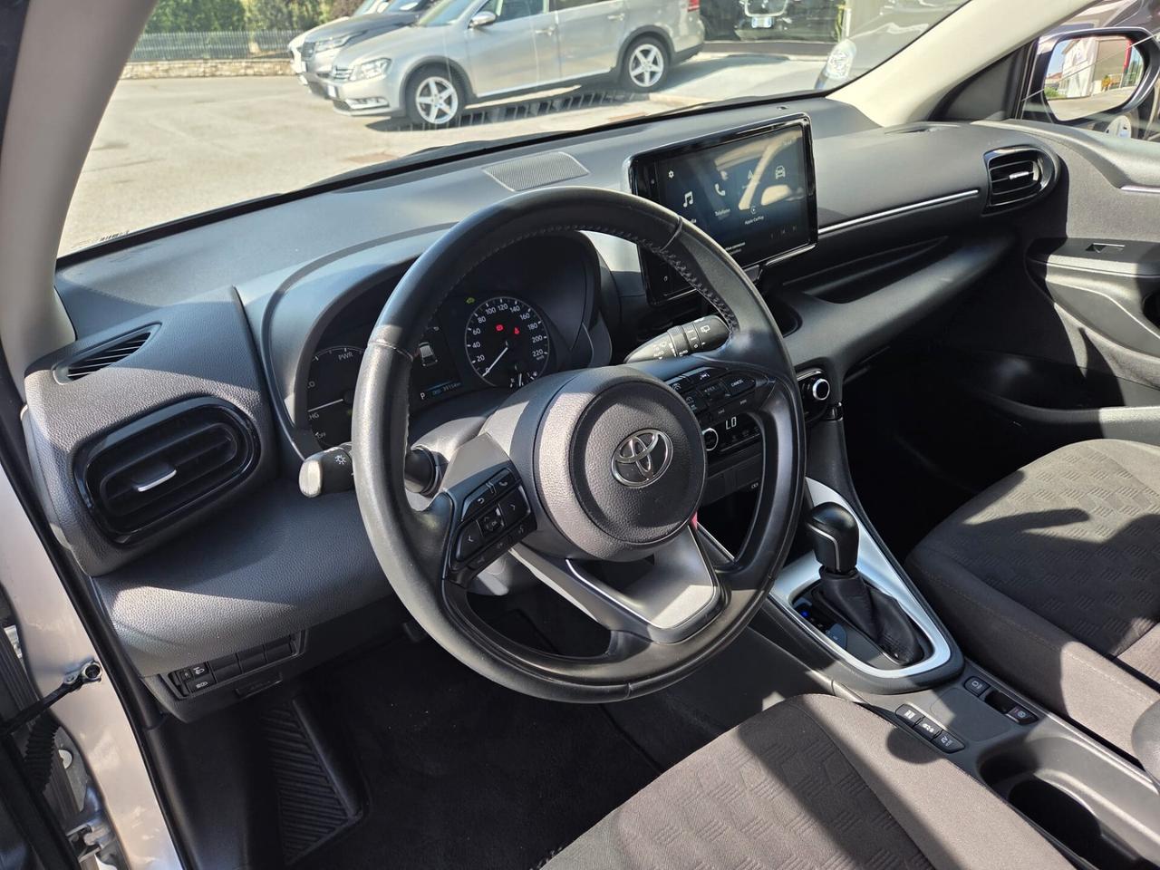 Toyota Yaris 1.5 Hybrid 5 porte Active *full-hybrid* neopatentati* NO VINCOLI FINANZIARI--