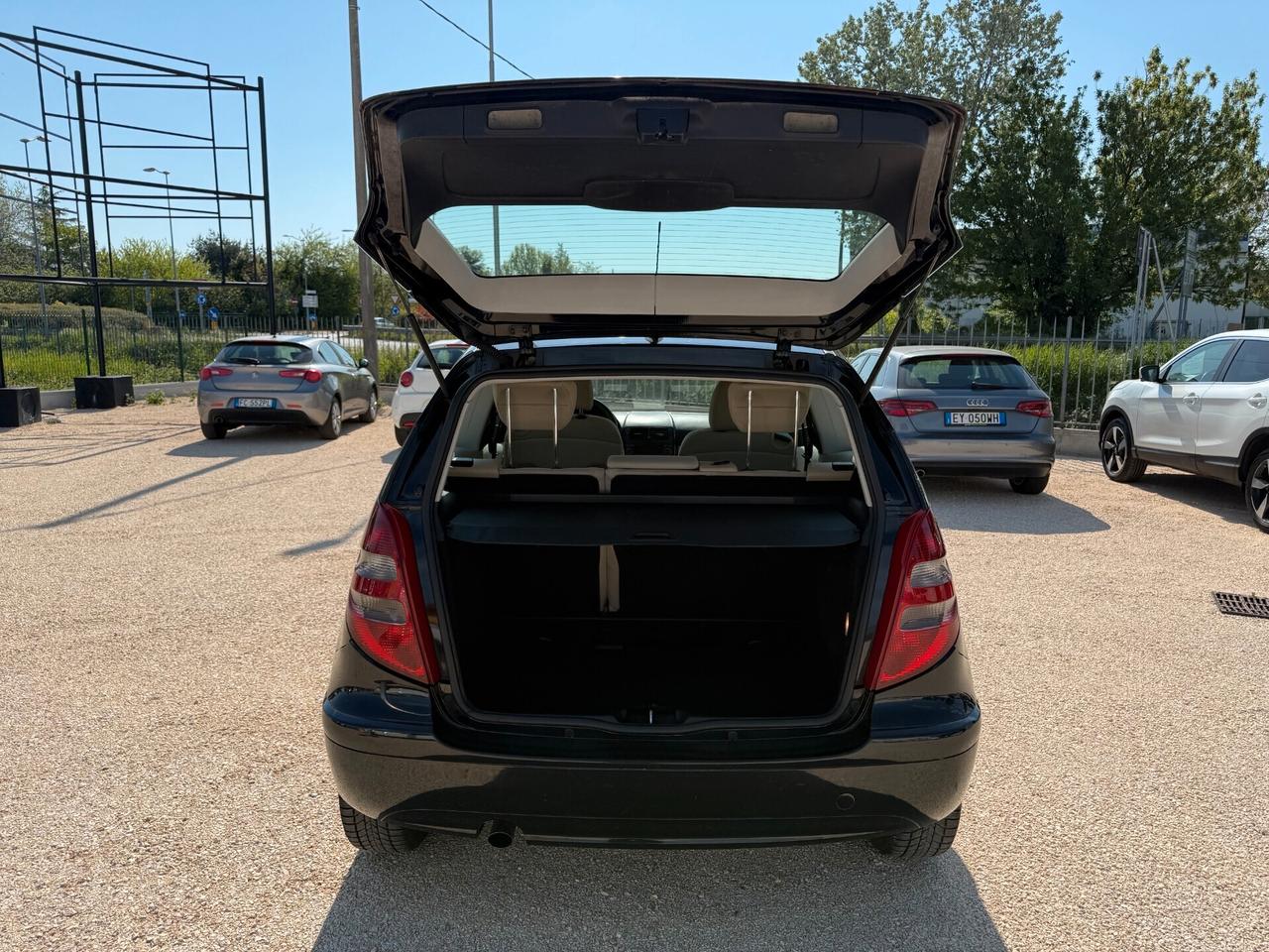 Mercedes-benz A 160 CDI Coupé Avantgarde