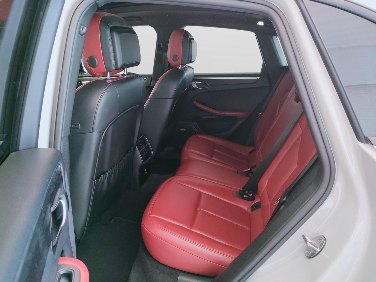 PORSCHE Macan I 2022 - Macan 2.9 GTS 440cv pdk