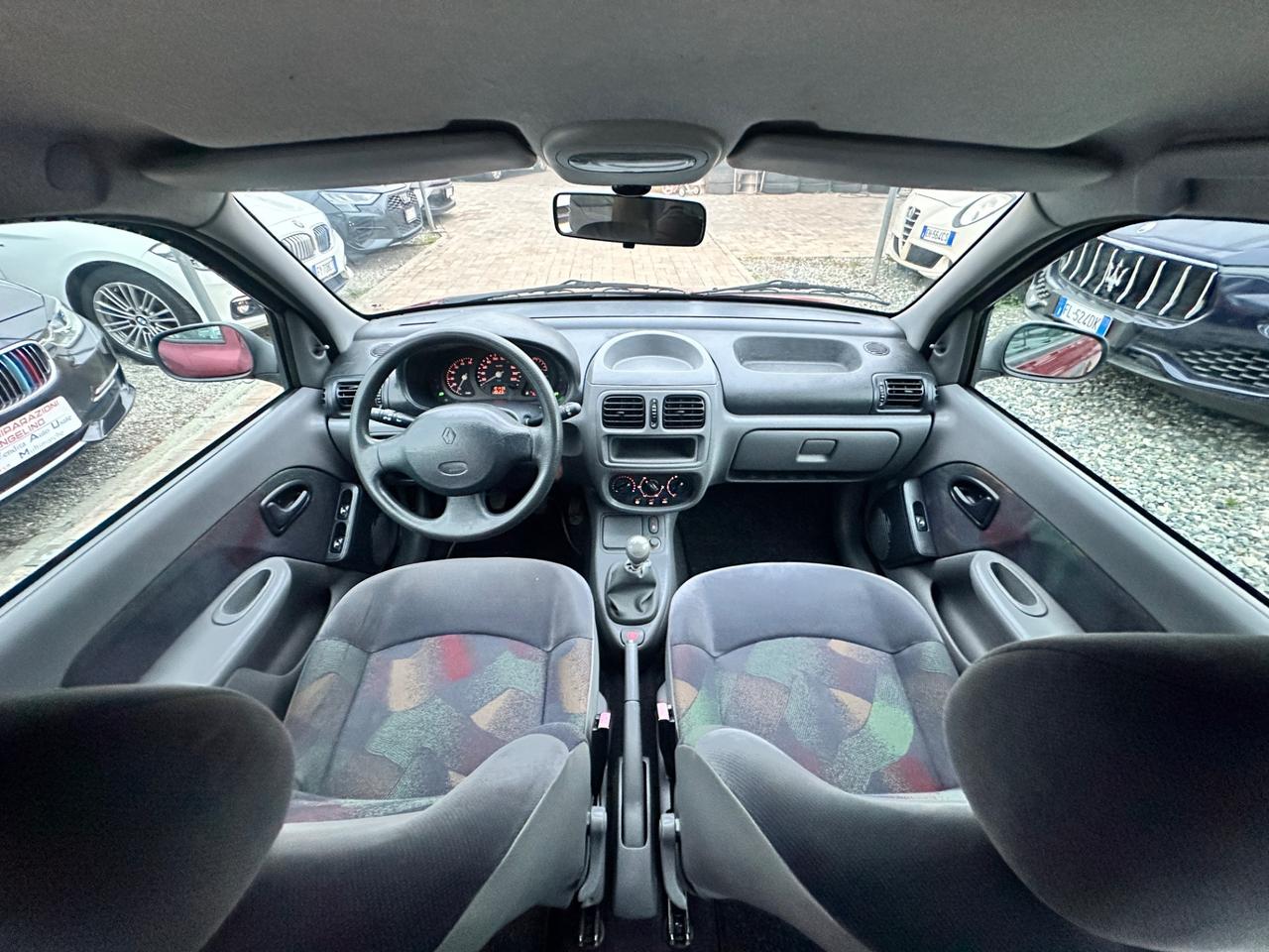 Renault Clio 1.4 cat 5 porte RXE