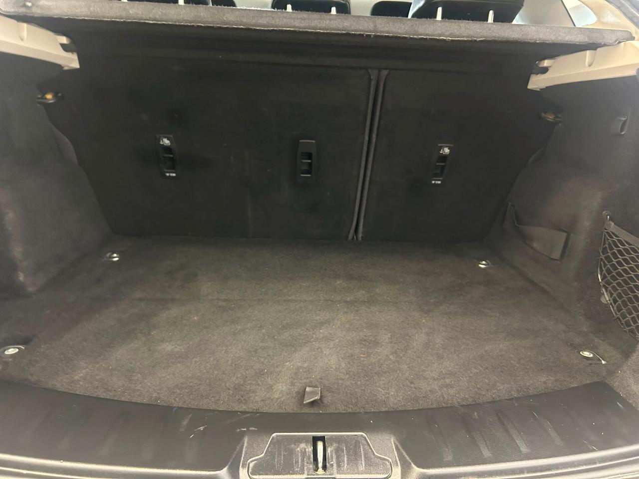 Jaguar E-Pace 2.0D 150CV. R-Dynamic 2019