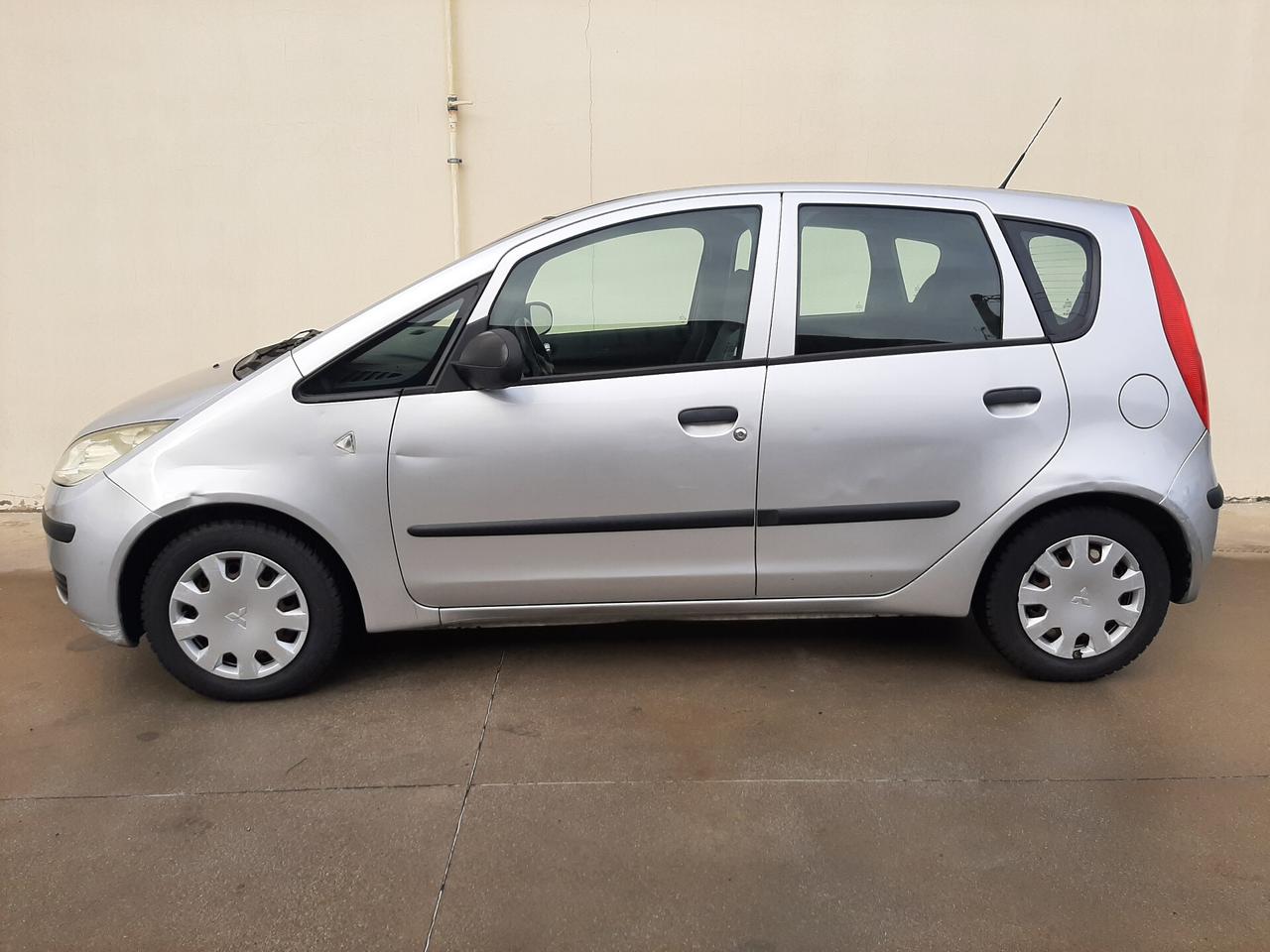 Mitsubishi Colt 1.3 16V 5p. Invite GPL