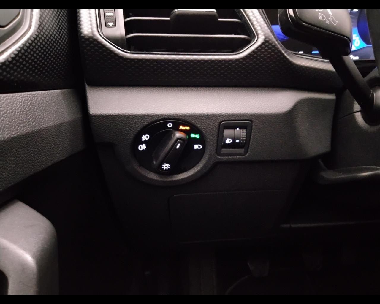 VOLKSWAGEN T-Cross 2019 - T-Cross 1.0 tsi Style 110cv