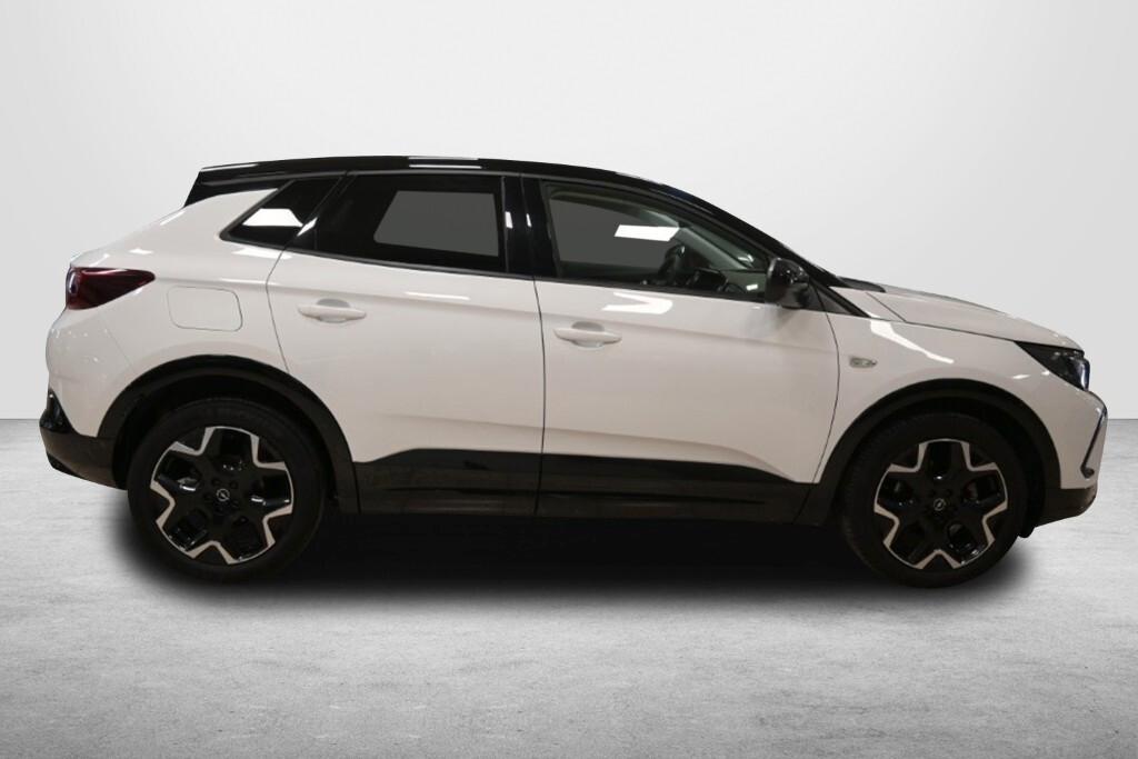 Opel Grandland 1.5 DIESEL ECOTEC 131CV AUT. GS ( FARI LED - TELECAMERA POST. PDC NAVI CERCHI 19 )